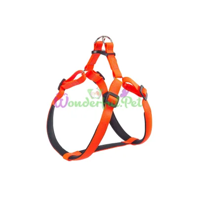 Нейлоновая шлейка Ferplast Daytona P Harness Medium Orange для собак A: 51÷55 см B: 53÷61 см