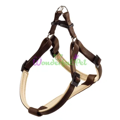 Нейлоновая шлейка Ferplast Daytona P Harness Medium Brown для собак A: 51-55 см B: 53-61 см