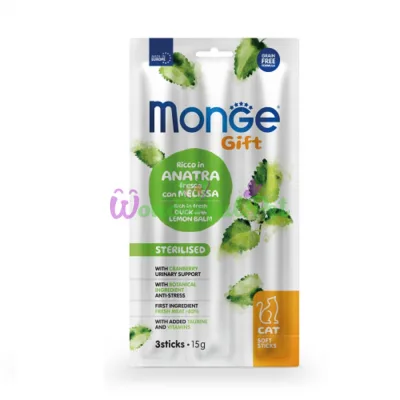 Monge Gift Cat Sterilised Soft Sticks Duck Lemon Balm 15 g